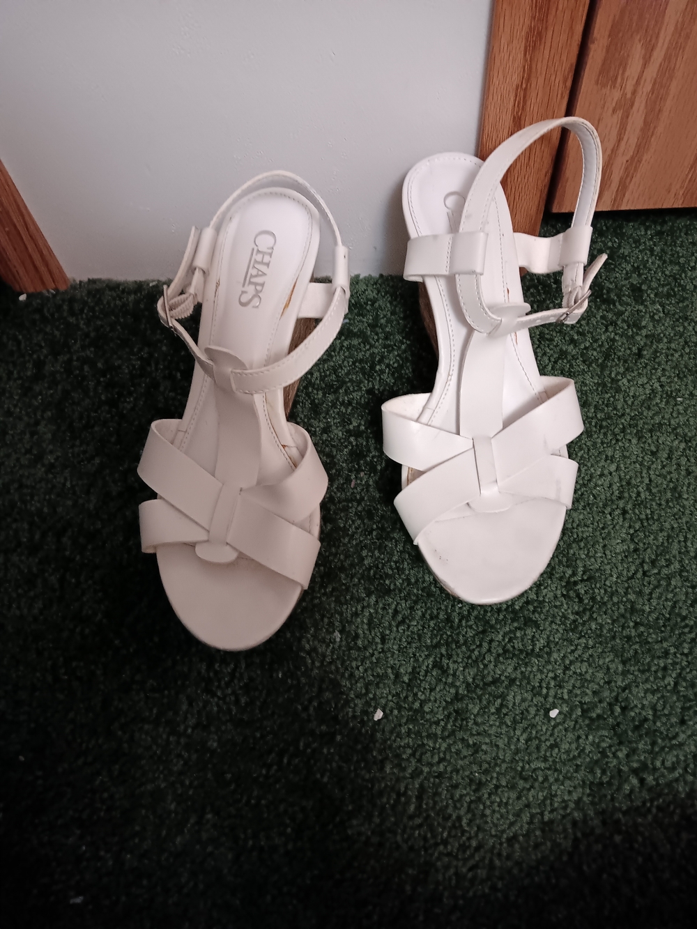 Chaps Women's White Strappy Slingback Sandals Used Size 6.5